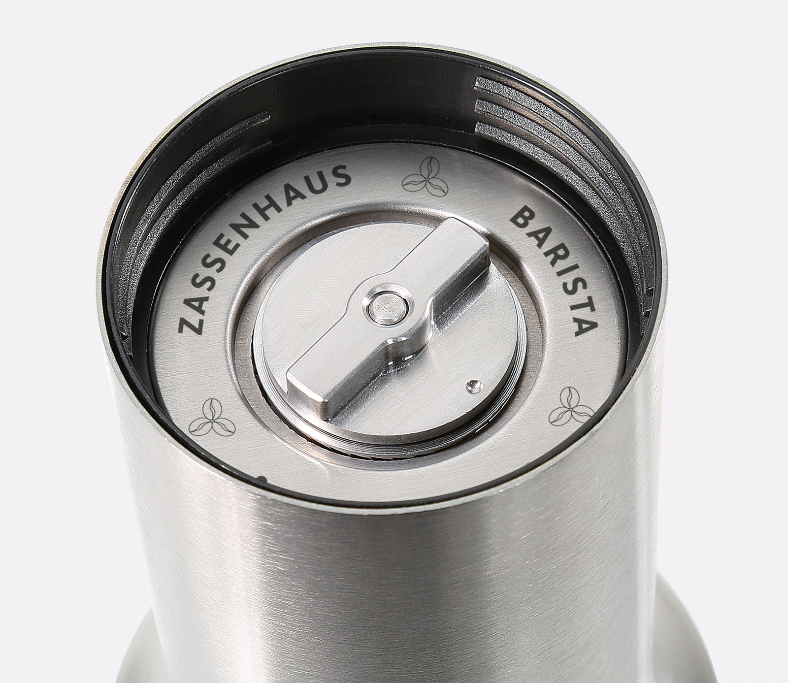 Nahaufnahme der Kaffeemühle BARISTA von oben, zeigt das Edelstahlmahlwerk.