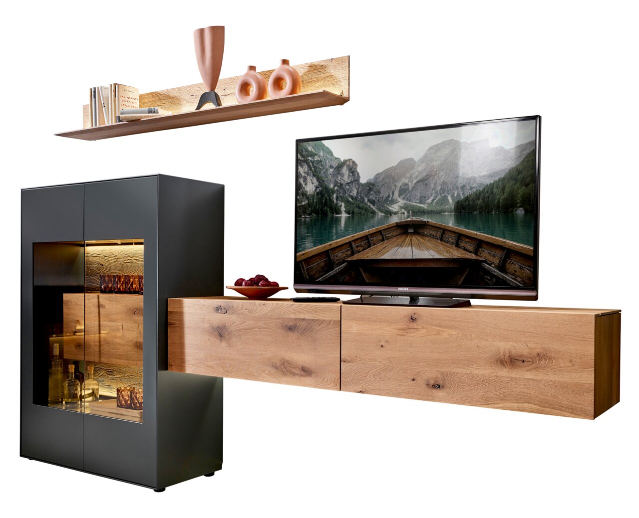 Valnatura Wandcombinatie LIVINO Moderne wandcombinatie met houten en glazen elementen, bestaande uit een hangkast, een tv-meubel en een plank, gezien vanaf de zijkant.