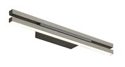 Moderne LED-Wandleuchte BEN in seitlicher Perspektive, mit schlankem, rechteckigem Design und metallischer Oberfläche.
