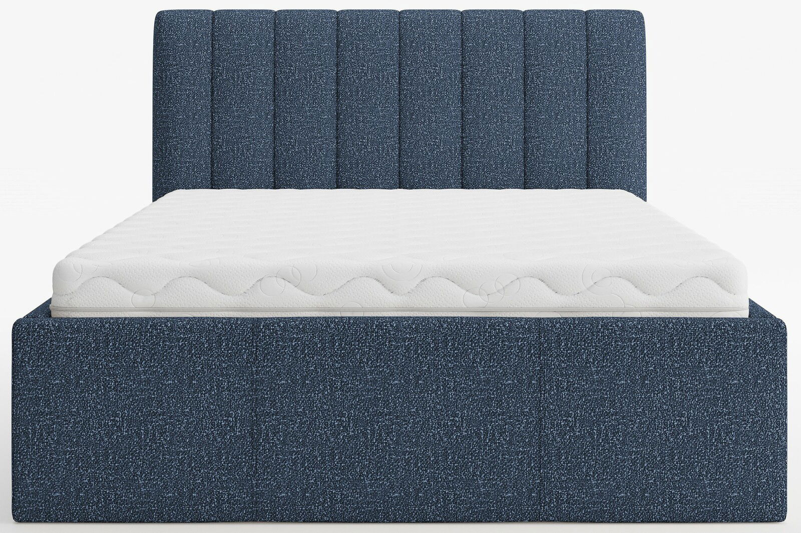 Frontale Ansicht eines blauen Polsterbetts mit gestepptem Kopfteil und weißer Matratze.