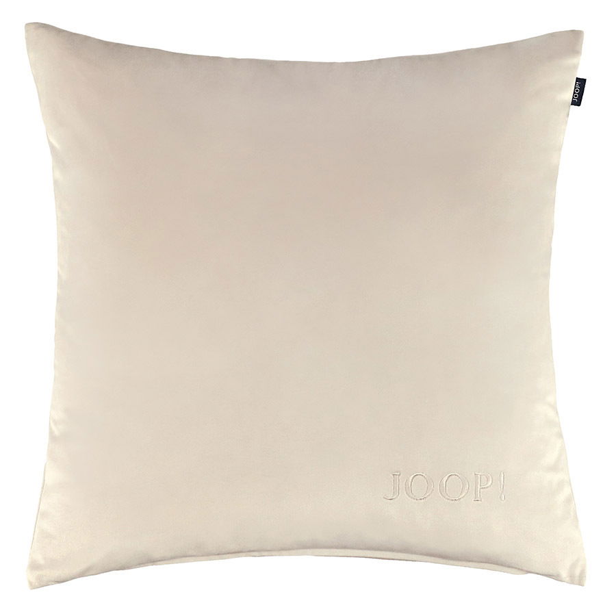 Beige Kissenhülle 45x45cm mit eingeprägtem 'JOOP!' Logo, Frontalansicht
