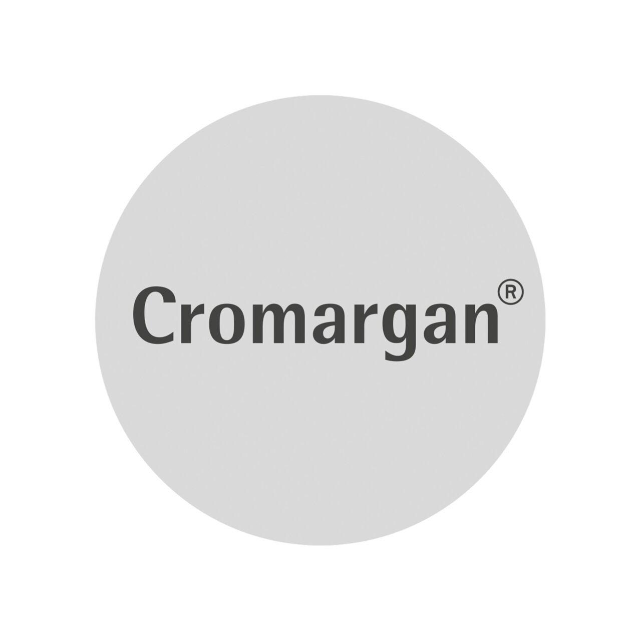 Het logo van het merk Cromargan, gezien van voren.