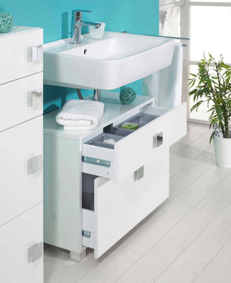 Zurbrüggen Waschbeckenunterschrank QUADRA Moderner weißer Waschbeckenunterschrank mit geöffneten Schubladen, seitliche Perspektive