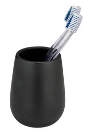 Schwarzer Keramik Zahnputzbecher mit zwei Zahnbürsten, seitliche Perspektive