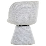 Rückansicht eines modernen Sessels mit grauem Stoffbezug und konischer Basis.