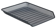 Schwarze Dokumentenablage aus Metallgitter, schräg von oben fotografiert