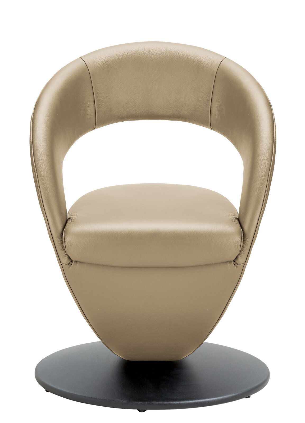 Moderner, beige Sessel mit runder Rückenlehne und schwarzem Sockel, Frontalansicht.