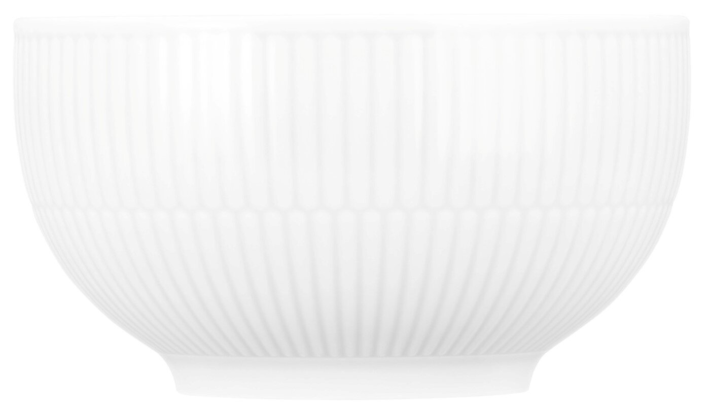 Weiße Müsli-Schale mit geriffeltem Design, seitliche Perspektive