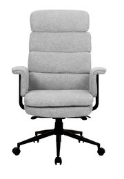 Grauer Chefsessel mit gepolstertem Sitz und Rückenlehne, Armlehnen und Rollen, Frontalansicht.