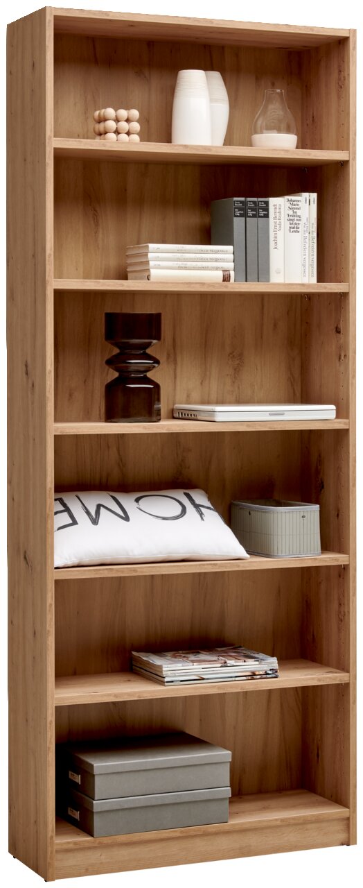 Carryhome Plank MILLY Holzregal mit mehreren Fächern, gefüllt mit Büchern, Dekorationen und Aufbewahrungsboxen, frontal betrachtet.