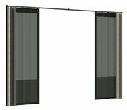 Vorhang Set in schwarzer Farbe, frontal betrachtet, mit transparenten und blickdichten Elementen.