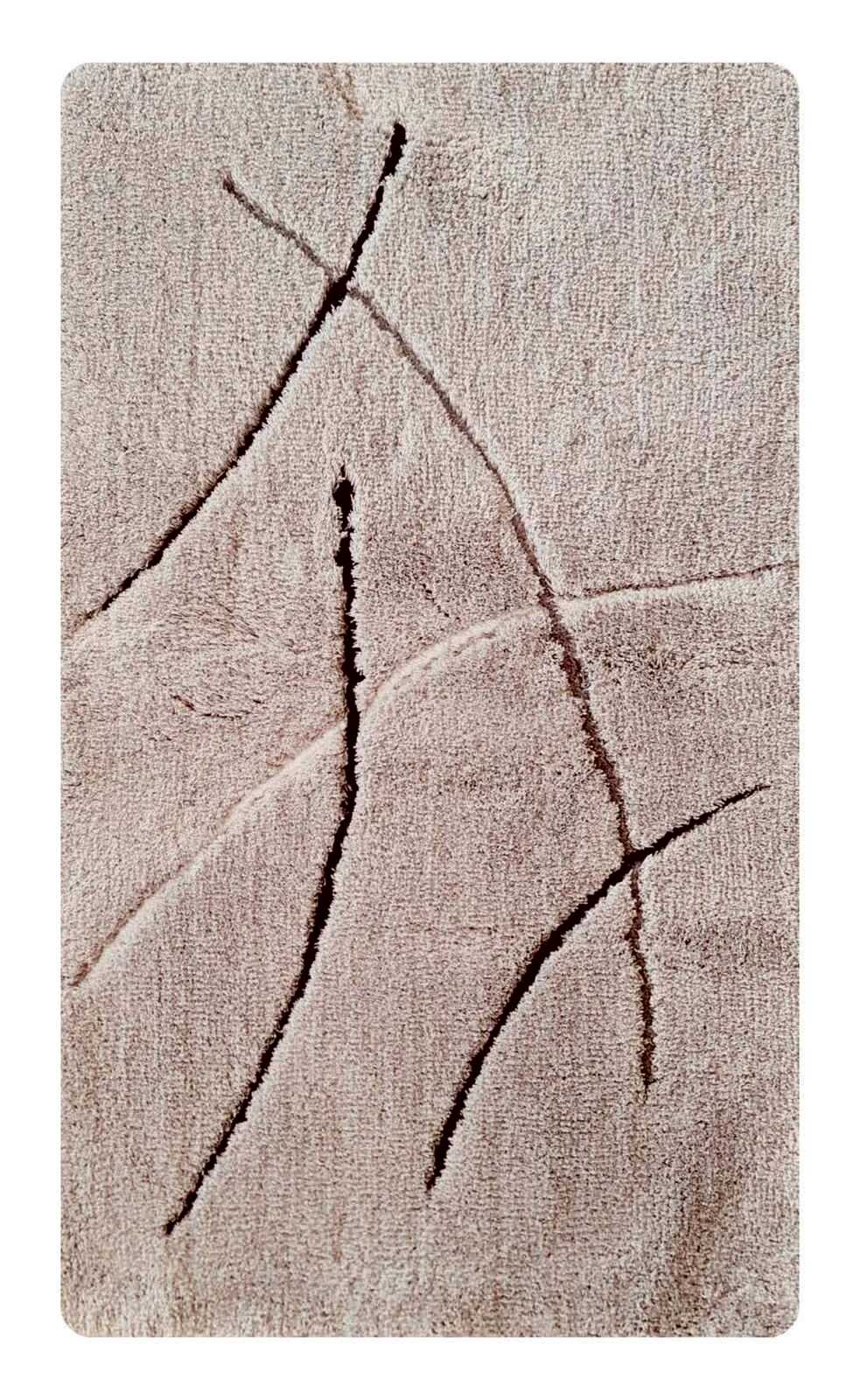 Beige Badteppich mit abstraktem Linienmuster, Draufsicht