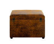 Brauner Sitzhocker mit Stauraum im Vintage-Lederlook, rechteckig mit Deckel und Metallbeschlägen, freigestellt vor weißem Hintergrund, Frontalansicht