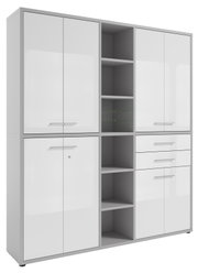 Een hoogglanzende witte archiefkast met meerdere deuren en open legplanken, gezien vanaf de voorkant.