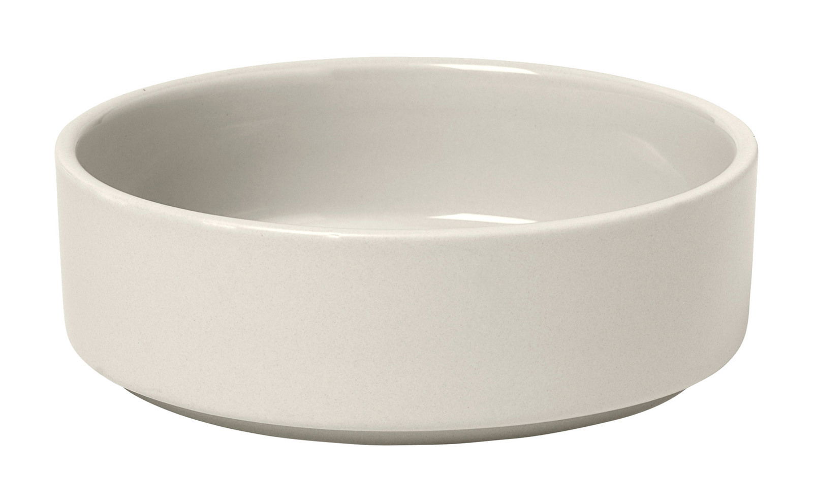Weiße Schale PILAR Moonbeam S aus Keramik, seitliche Perspektive