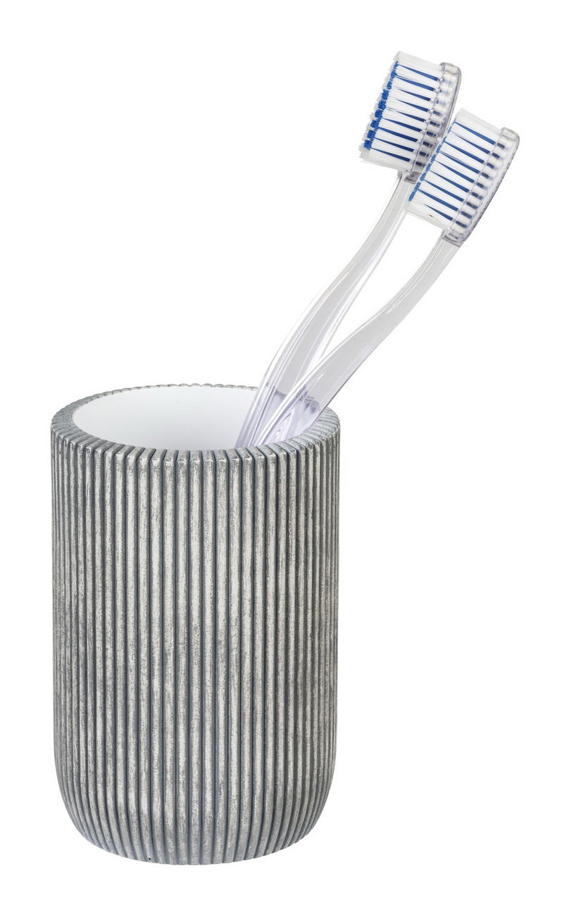 Schöner Wohnen Zahnputzbecher ANTELLA Zahnputzbecher mit Streifenmuster, frontal fotografiert, mit zwei transparenten Zahnbürsten darin.