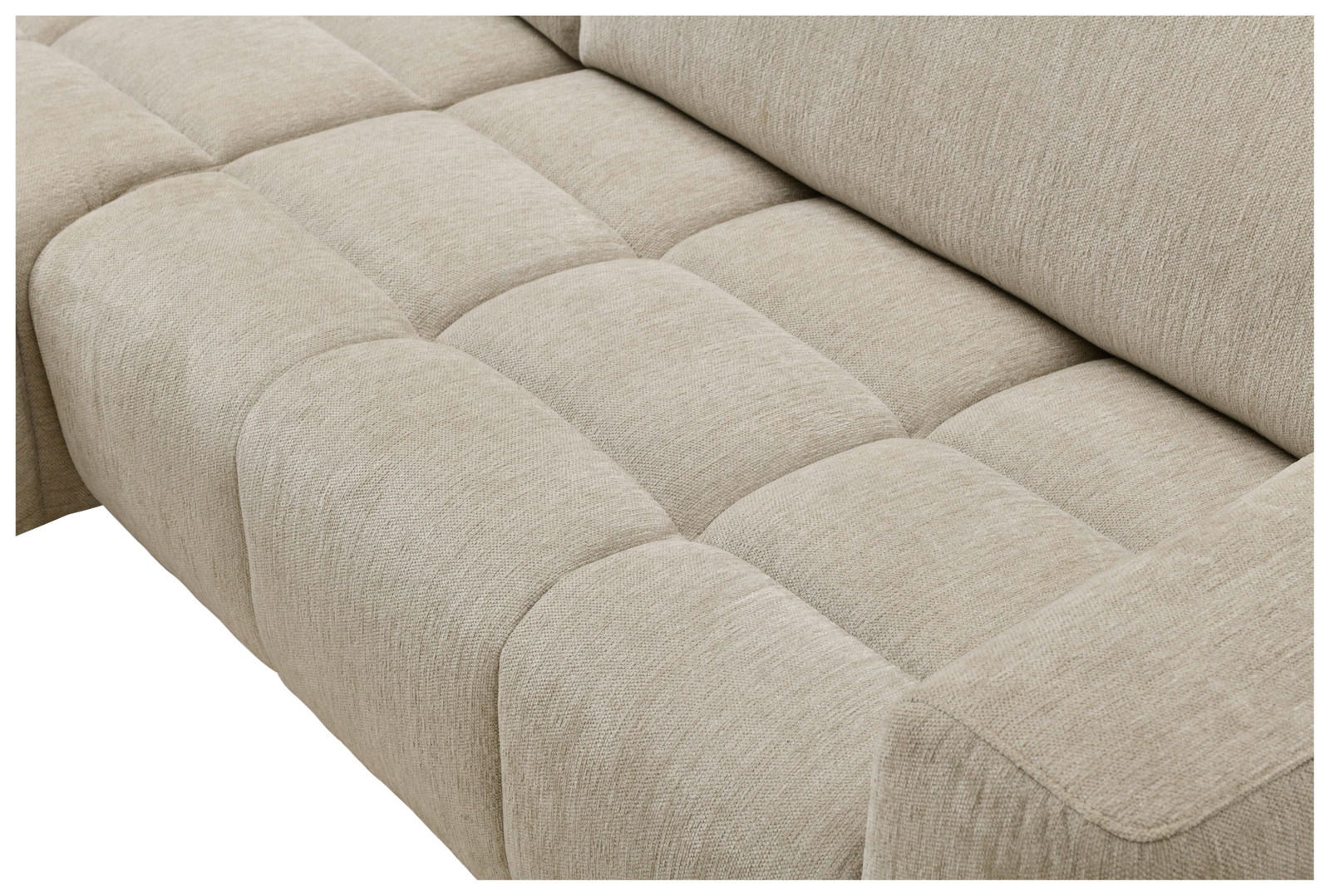 Nahaufnahme einer beigen Rundecke mit gepolsterten Sitzflächen und Armlehne, Perspektive von schräg oben.