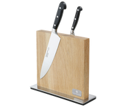 Magnetischer Messerblock aus Eiche mit zwei Messern, seitliche Perspektive