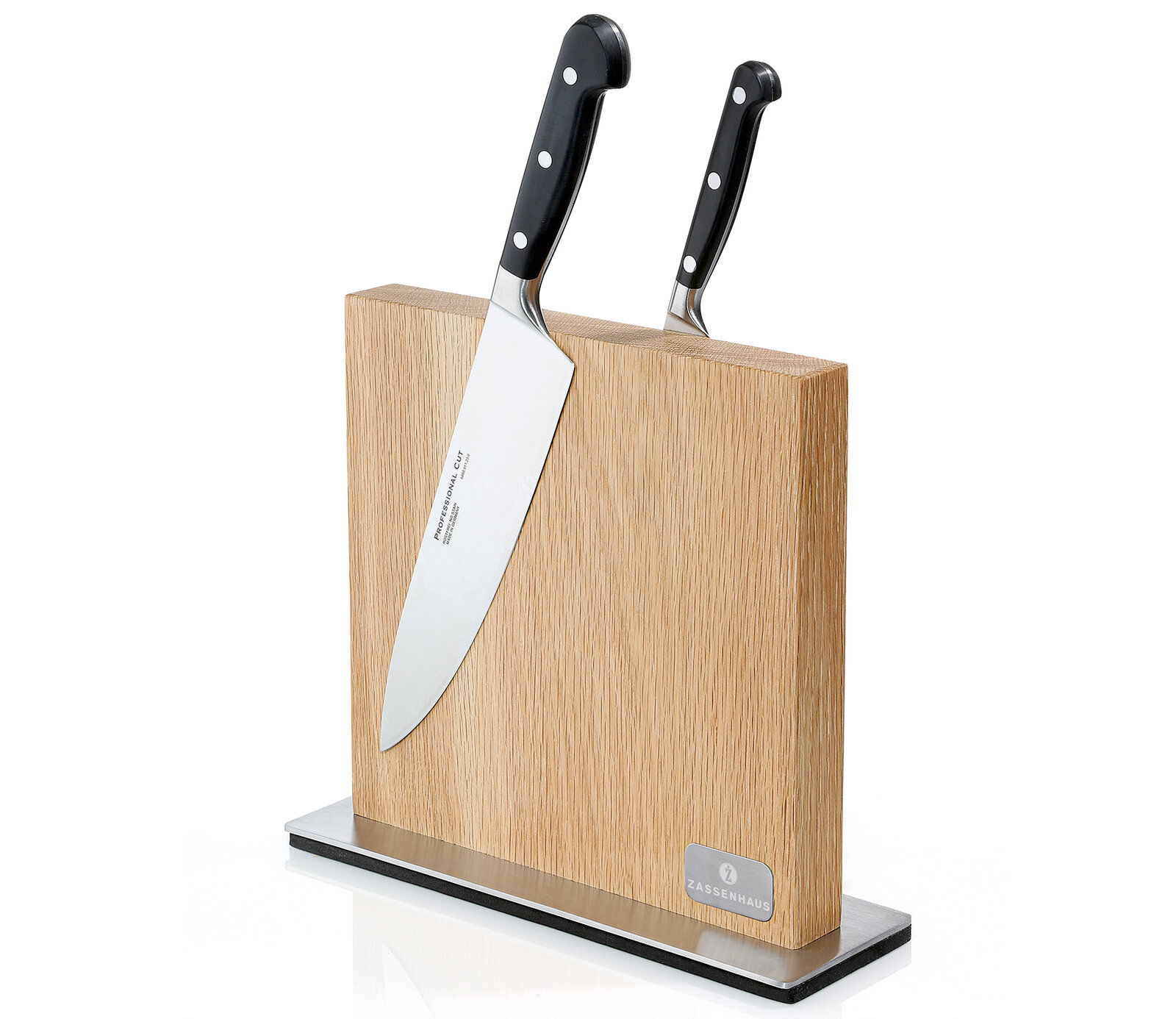Zassenhaus Magnet-Messerblock Eiche Magnetischer Messerblock aus Eiche mit zwei Messern, seitliche Perspektive