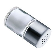 Salzstreuer aus Glas und Edelstahl, liegend fotografiert