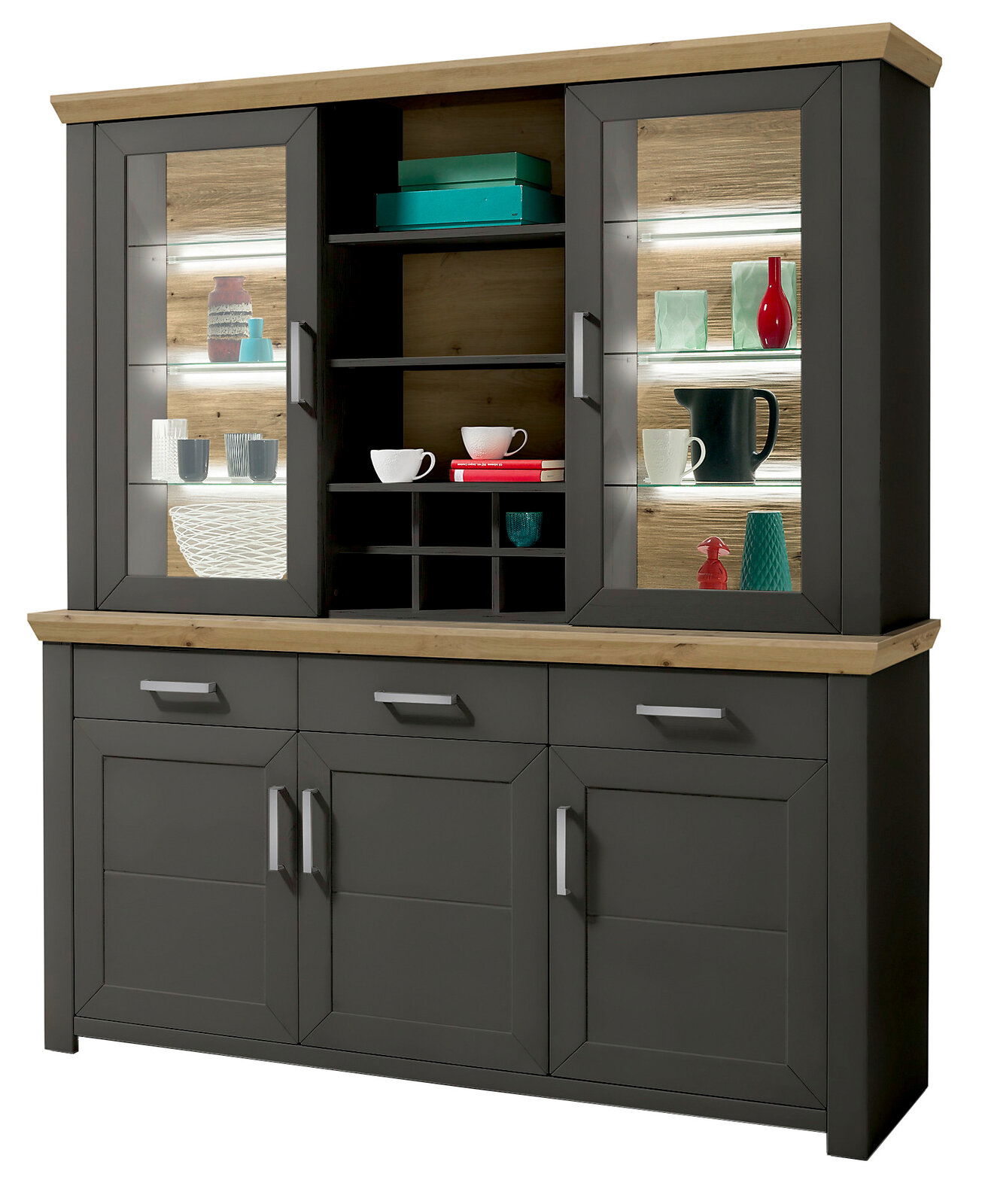 Modernes Sideboard mit grauen Türen und Holzdetails, frontal abgebildet. Integrierte Glasvitrinen mit Beleuchtung und dekorativen Objekten.