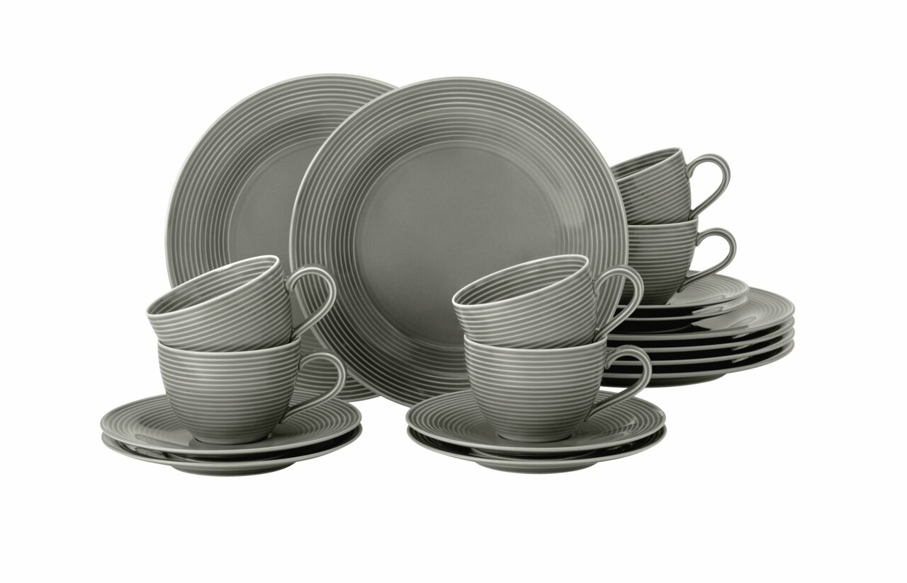 Graues Kaffeeset Beat, 18-teilig, bestehend aus Tassen, Untertassen und Tellern, in einer frontalen Perspektive.