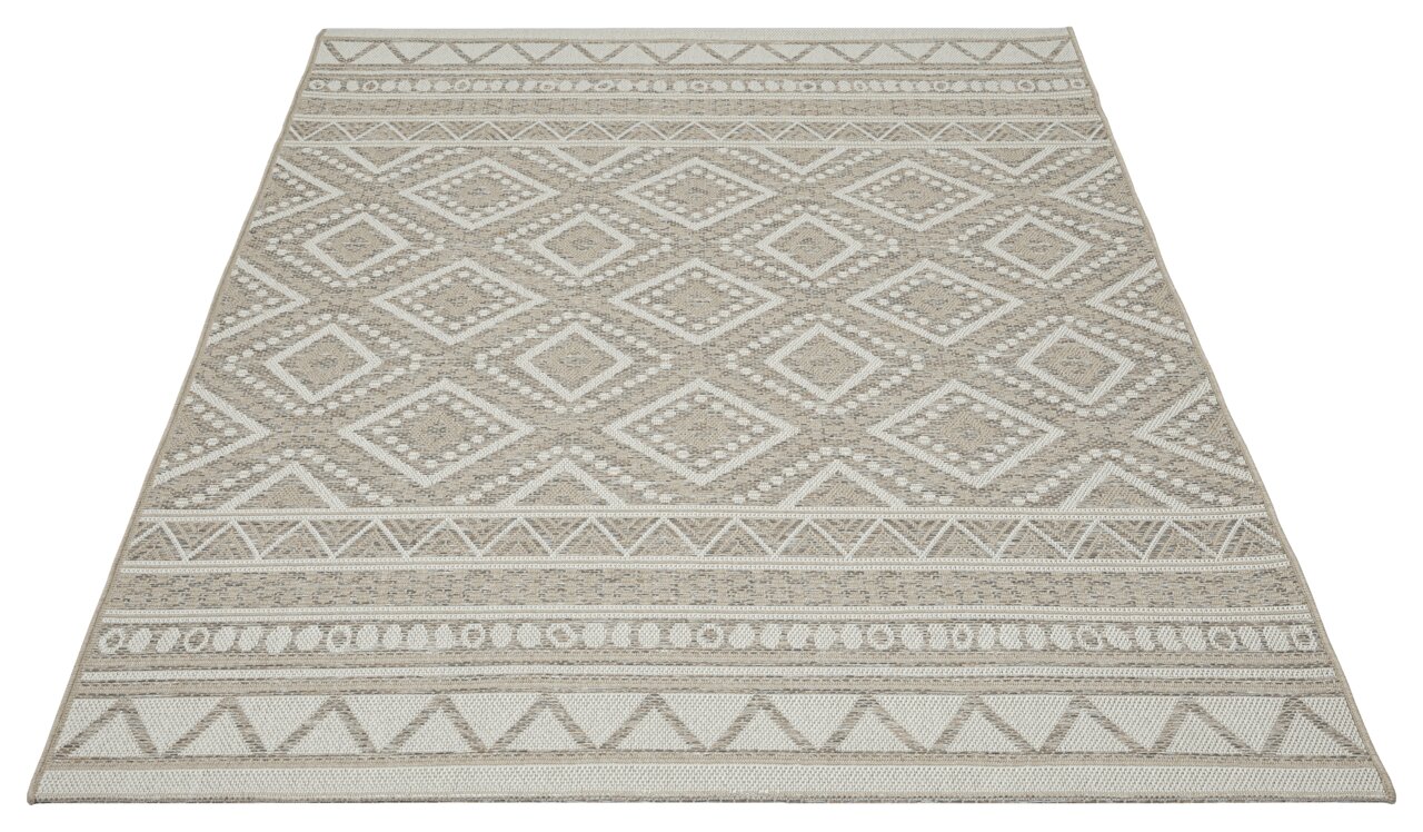 Teppich Ottowa mit geometrischem Muster in Beige und Weiß, perspektivisch von oben fotografiert