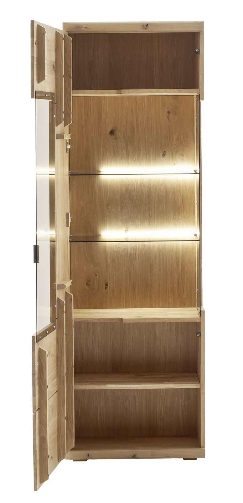 Geöffnete Vitrine aus Holz mit Glastür und integrierter Beleuchtung, frontal betrachtet.