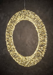 LED-Kranz mit einem Durchmesser von 50 cm, aus Drahtgeflecht mit warmweißen Lichtern, frontal betrachtet.