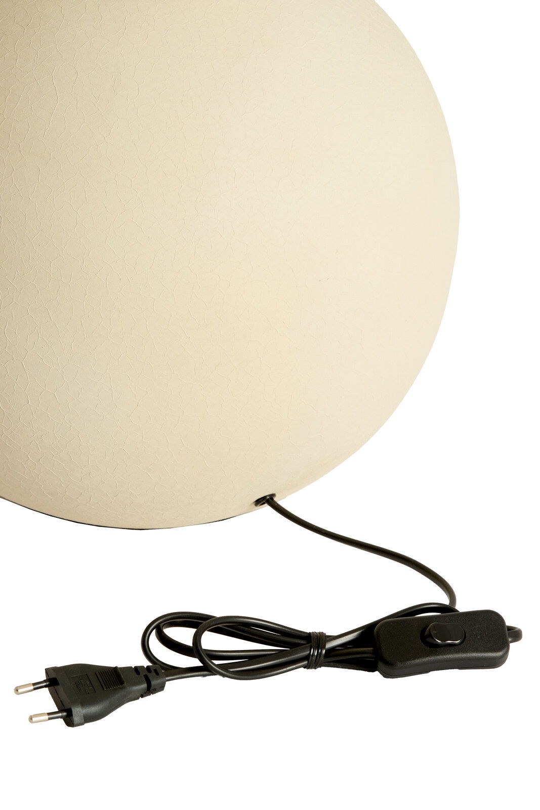 Light&Living Lampenfuß BENAO Nahaufnahme eines runden, cremefarbenen Lampenfußes mit Textur, Kabel und Schalter sichtbar.