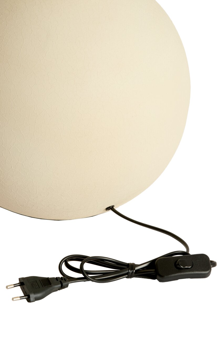 Light&Living Lampenfuß BENAO Nahaufnahme eines runden, cremefarbenen Lampenfußes mit Textur, Kabel und Schalter sichtbar.