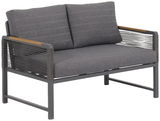 Zweisitzige Sitzbank mit grauen Polstern und Metallrahmen, seitliche Perspektive