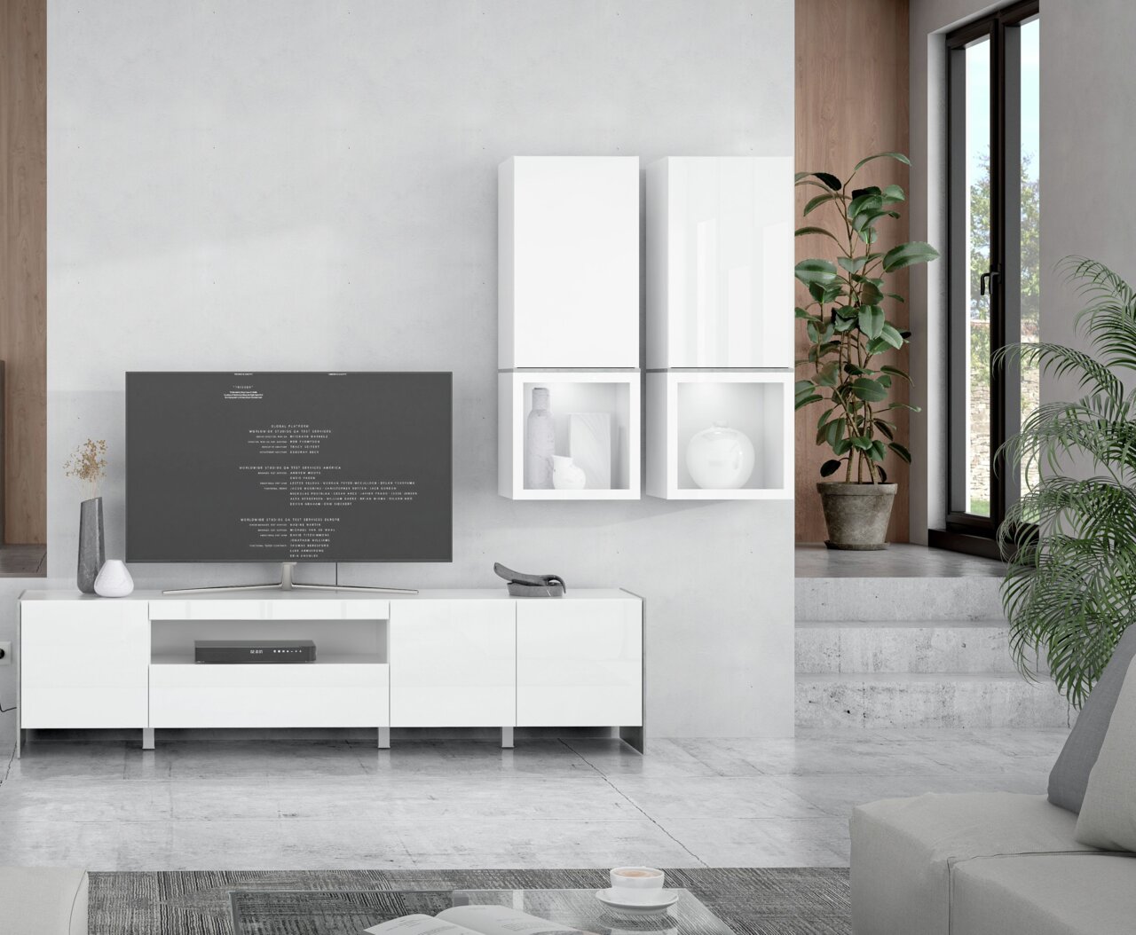 Moderne Wohnwand in Weiß mit TV, Hängeschränken und Dekoration, seitliche Perspektive