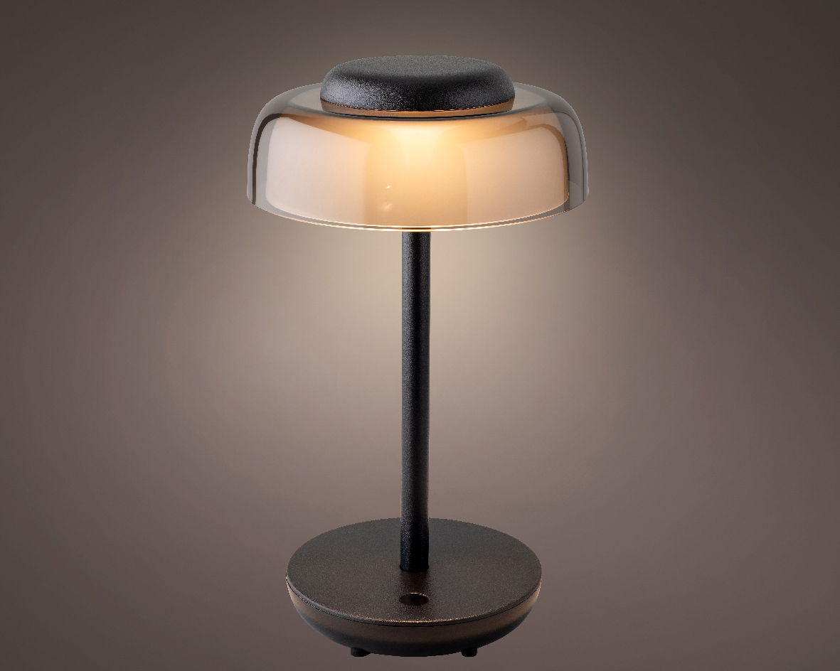 LED Tischleuchte mit modernem Design, seitliche Perspektive