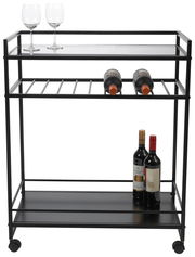 Moderner Servierwagen aus Metall mit zwei Ebenen, ausgestattet mit Weinregal und Glasablage, seitliche Perspektive.