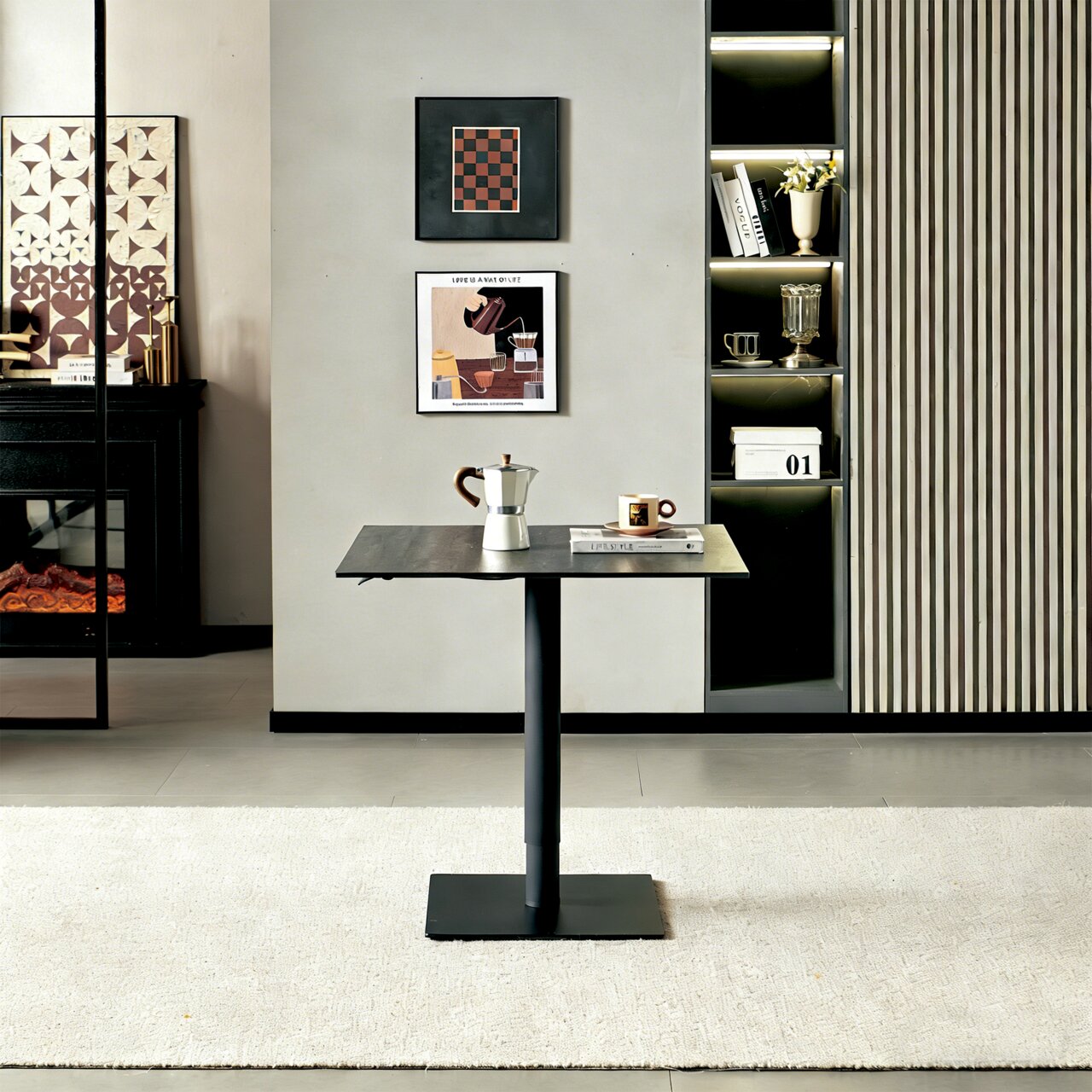 Moderner quadratischer Bartisch in einem stilvollen Raum, frontal betrachtet, mit Dekorationen wie einer Kaffeekanne und einer Tasse.