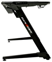 Seitliche Ansicht eines schwarzen Gaming-Tisches mit robustem Z-förmigem Gestell und DXRacer-Logo.
