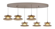Vooraanzicht van moderne hanglamp met zes warmwitte lichtpunten, rookglazen dubbele kappen en een grote ovale plafondplaat