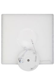 LED-Deckenleuchte von unten mit sichtbarer Montageplatte und Kabelanschlüssen