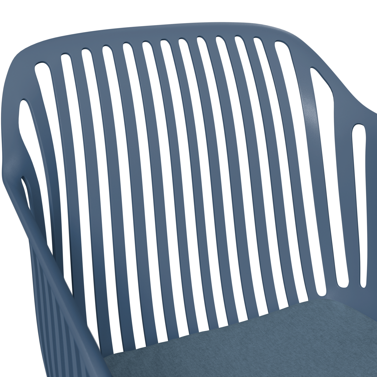Nahaufnahme eines blauen Stapelsessels mit geschwungenen Lamellen auf der Rückenlehne, seitliche Perspektive