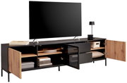 XL-TV-Lowboard in moderner Perspektive mit offenen Türen und Schubladen, zeigt Stauraum mit Büchern, Boxen und Dekorationen.