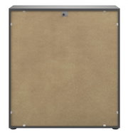 Rückansicht einer Kommode mit schlichtem Design und Holzrückwand.