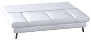 Weißer Querschläfer-Sofa in der Seitenansicht, flach ausgeklappt mit modernen Metallbeinen.