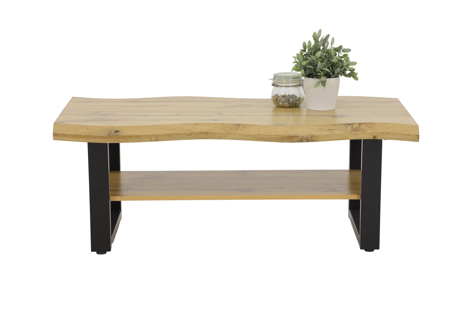 Moderner Couchtisch aus Holz mit unregelmäßiger Kante, schwarzem Metallgestell und zusätzlicher Ablage, frontal fotografiert.