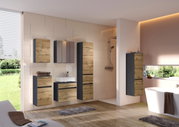 Moderner Badezimmer-Waschbeckenunterschrank in Holzoptik, frontal betrachtet, mit integriertem Waschbecken und Stauraum.