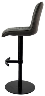 Seitenansicht eines modernen Barstuhls mit gepolstertem Sitz und Rückenlehne in dunklem Stoff, schwarzem Metallgestell und Fußstütze.