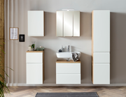 Moderner Hängeschrank in Weiß mit Holzdetails, frontal im Badezimmer montiert.