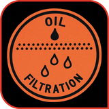 Nahaufnahme eines orangefarbenen Symbols mit der Aufschrift 'Oil Filtration' und Tropfen, die auf die Ölfiltrationsfunktion der Fritteuse Filtra Pro Inox hinweisen.
