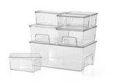 Transparenter 7-teiliges Organizer-Set aus Kunststoff, gestapelt und von vorne betrachtet.