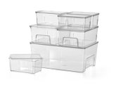 Transparenter 7-teiliges Organizer-Set aus Kunststoff, gestapelt und von vorne betrachtet.